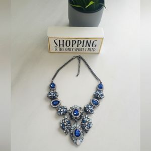 Elegant Collar